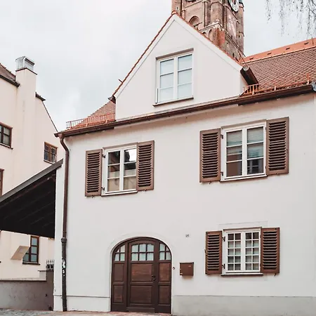 Historisches Altstadthaus Fuer Bis Zu 10 Gaeste Apartmán
