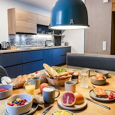Apartment Downtown Hideaway Landshut